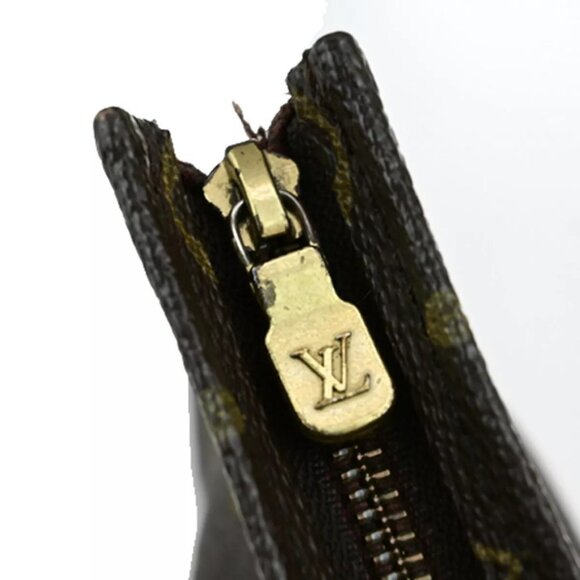 LOUIS VUITTON Poche Toilette 26 Clutch Hand Bag Monogram Leather - Picture 8 of 16